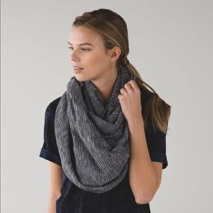 Lululemon Vinyasa Scarf/Wrap